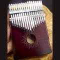 kalimba_instrument_afrykański_evander05.webp